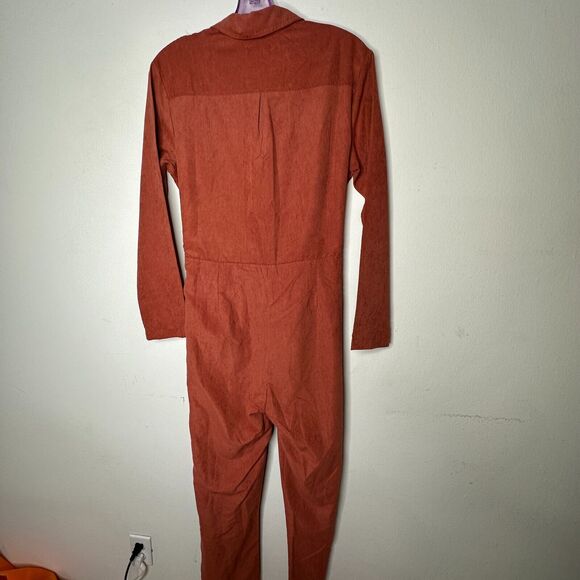 NWT Boohoo Rust Utility Cargo Belted Jumpsuit Tapered Leg Front Safari Pocket 7 - Picture 6 of 16